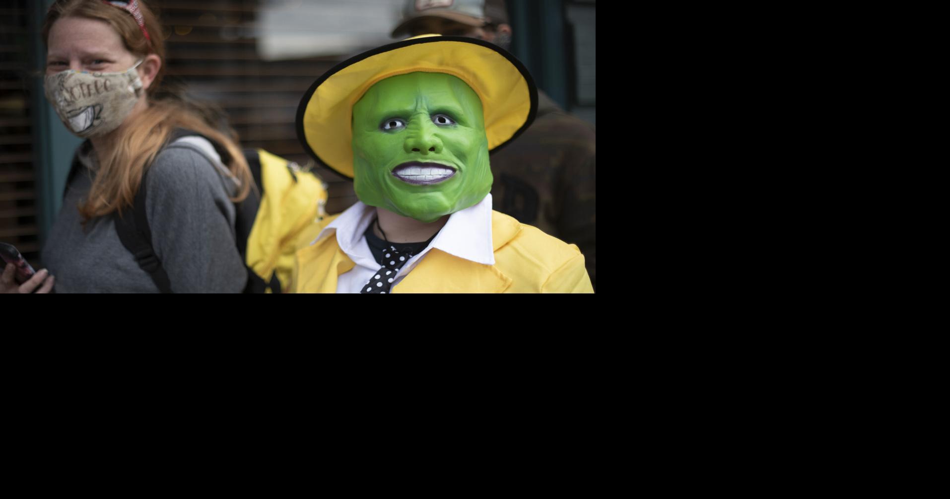 Photos Trickortreating in downtown Roanoke