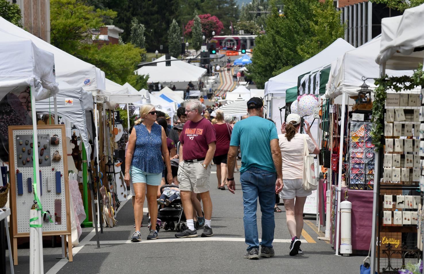 Photos Steppin’ Out festival returns to the streets of Blacksburg