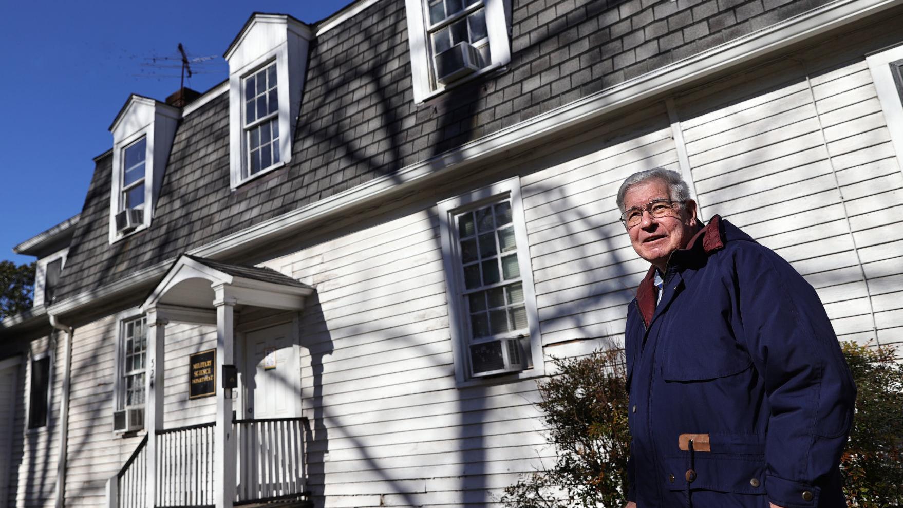 In 1760, a school in Williamsburg taught Black children to accept slavery. Colonial Williamsburg has plans for the site now. - Vimarsana News
