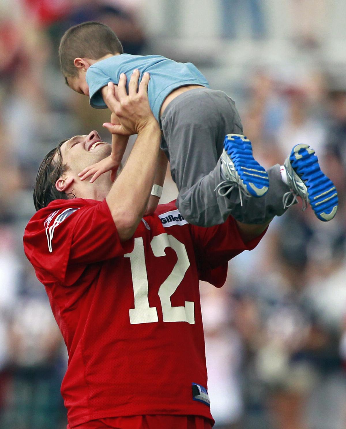 Protester from notorious group bloodied by Rams LB after running on 49ers'  field