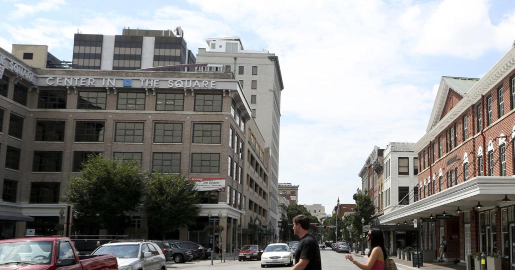 Roanoke considering changes to downtown parking rules