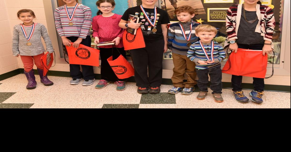 Cave Spring Elementary PTA celebrates top readers with breakfast, books and medals