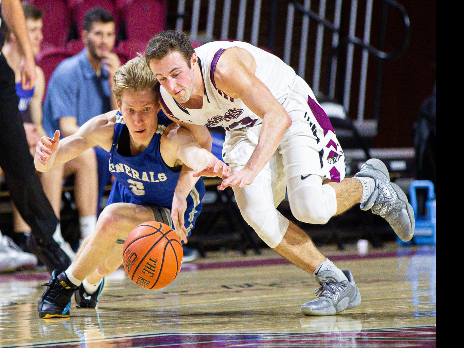Season On The Line For W L Men In Odac Tournament College Roanoke Com