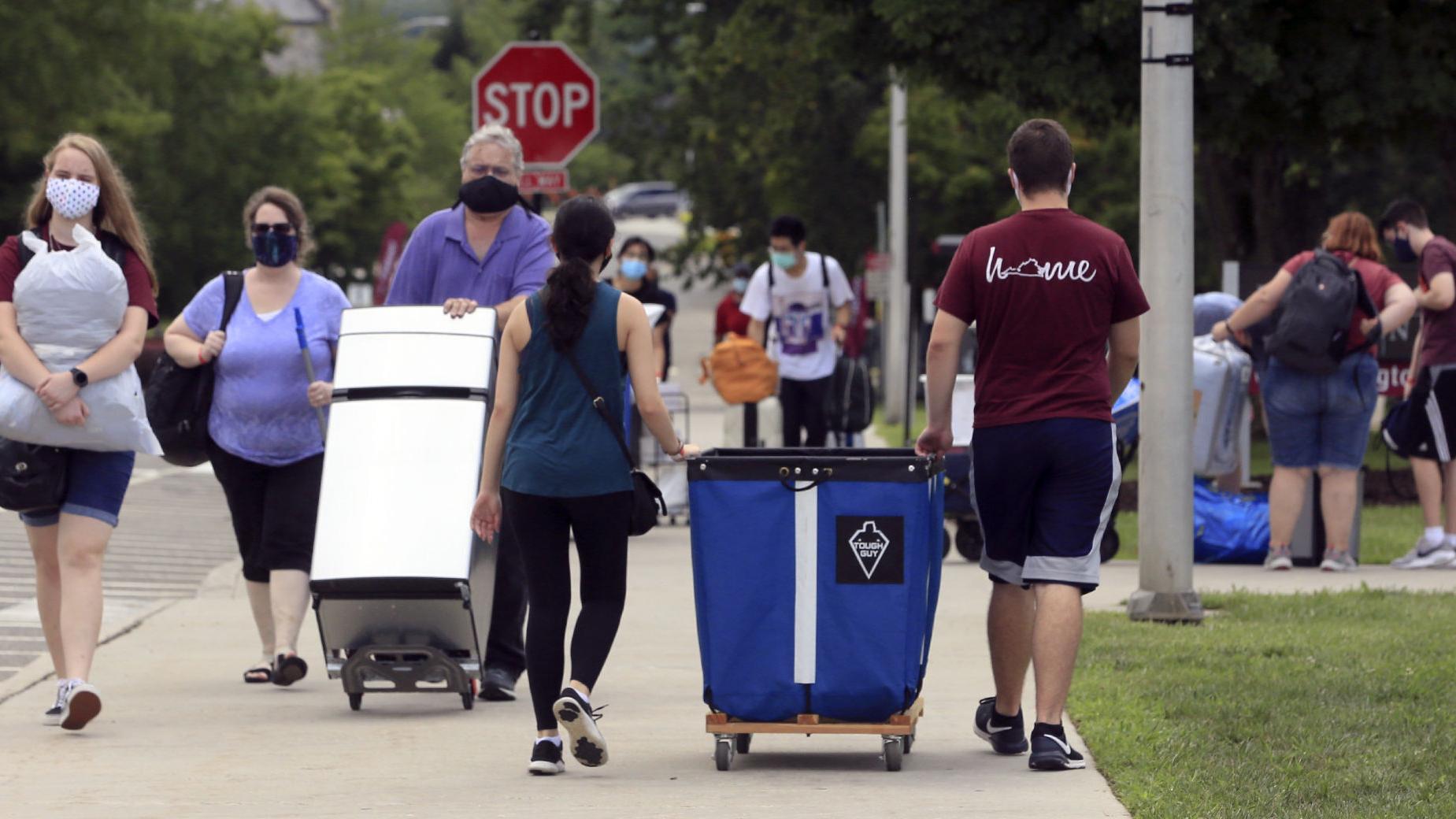 Their Preparation Was Not Enough Virginia Tech Reacts As Unc Others Close Campuses Local News Roanoke Com