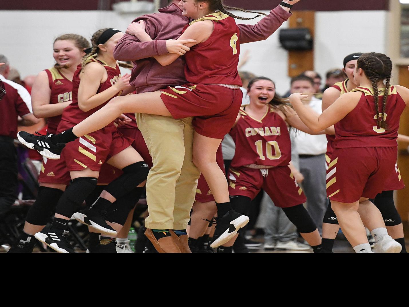 Class 4 Girls Basketball Semifinal Pulaski County Edges Carroll