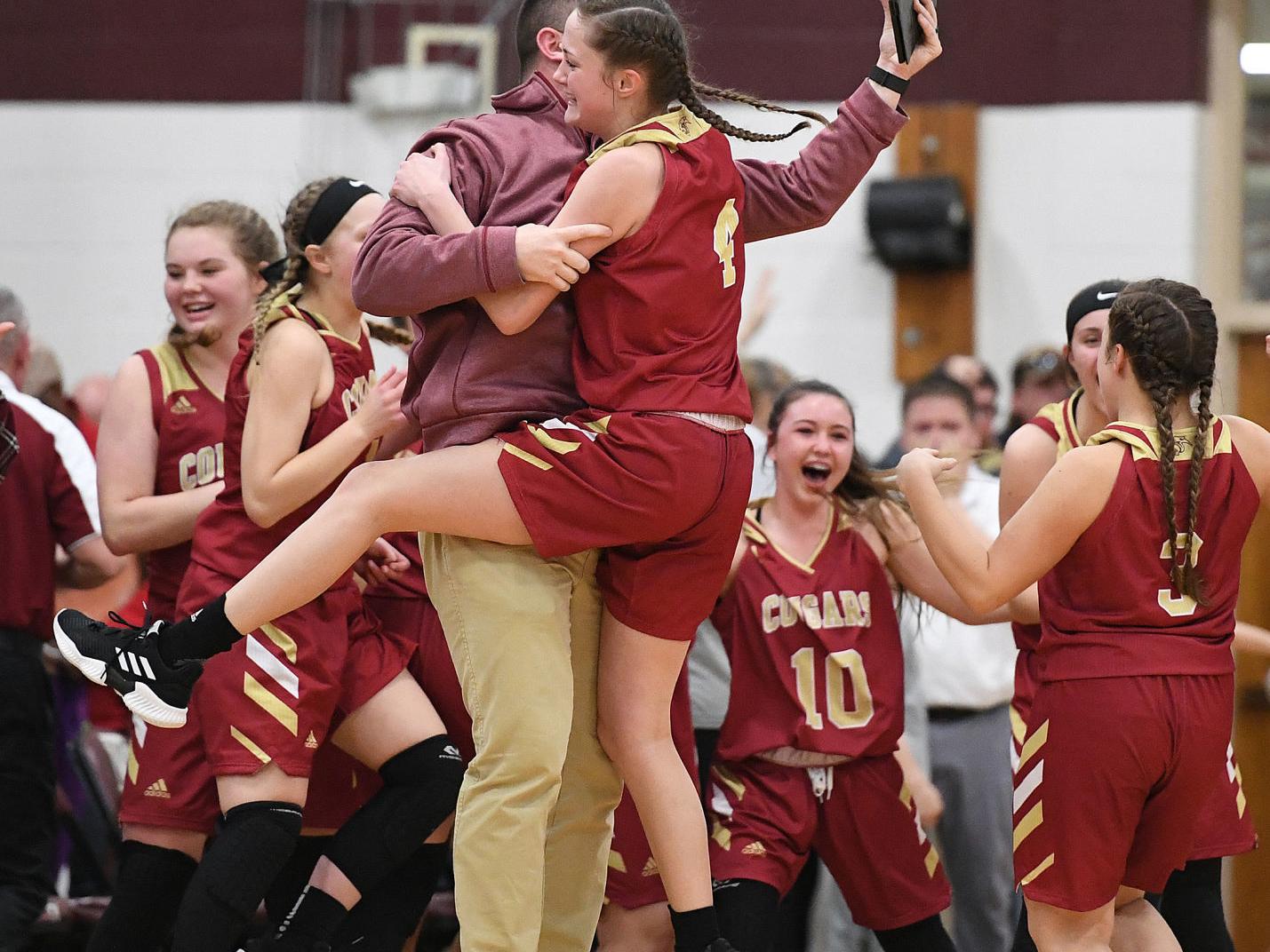 Class 4 Girls Basketball Semifinal Pulaski County Edges Carroll