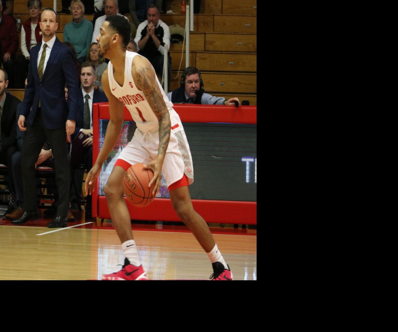 Ru Men S Basketball Highlanders Carlik Jones Named Big South