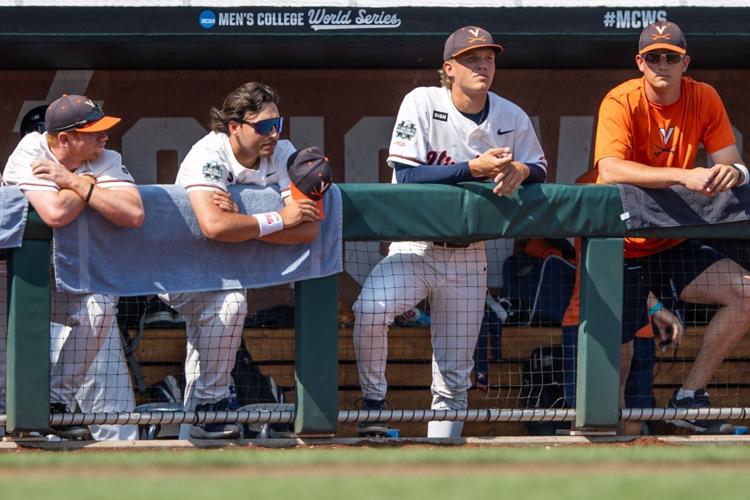 No. 8 TCU baseball struggles offensively, falls to Florida State to open  weekend series