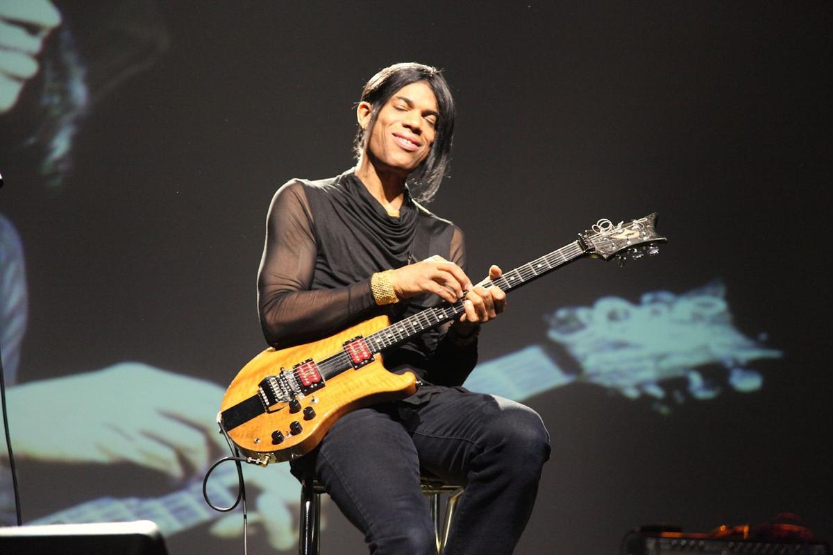 Stanley Jordan returns to 5 points this time with jam prince 'Taz