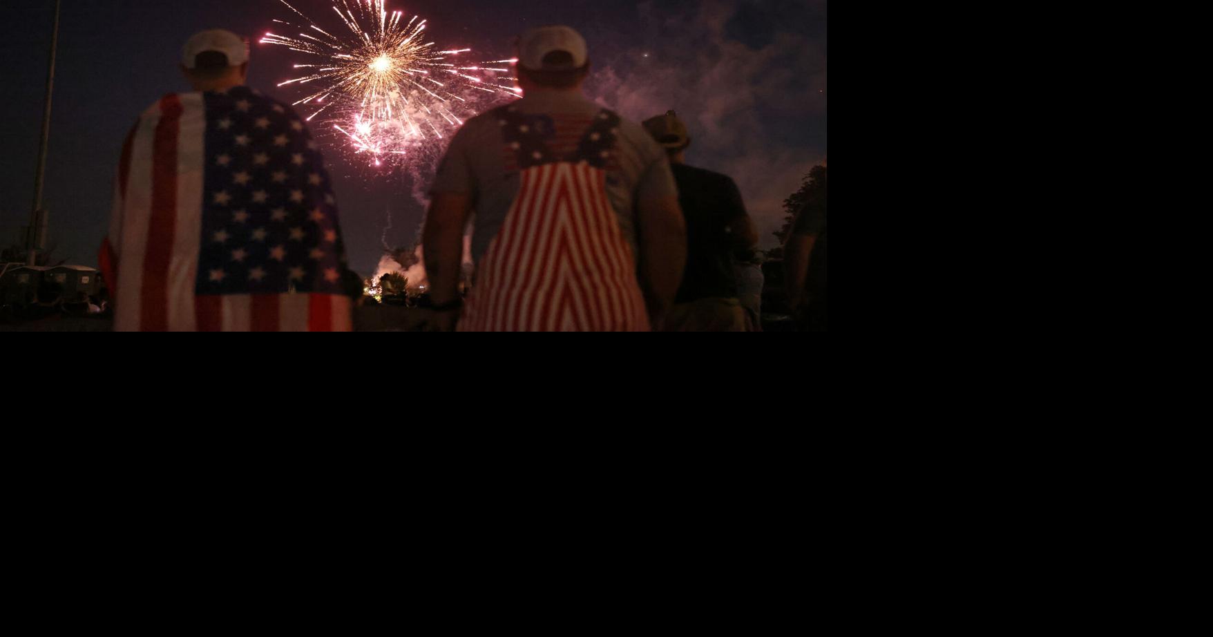 Photos and video: Fireworks dazzle at Roanoke's Freedom Festival