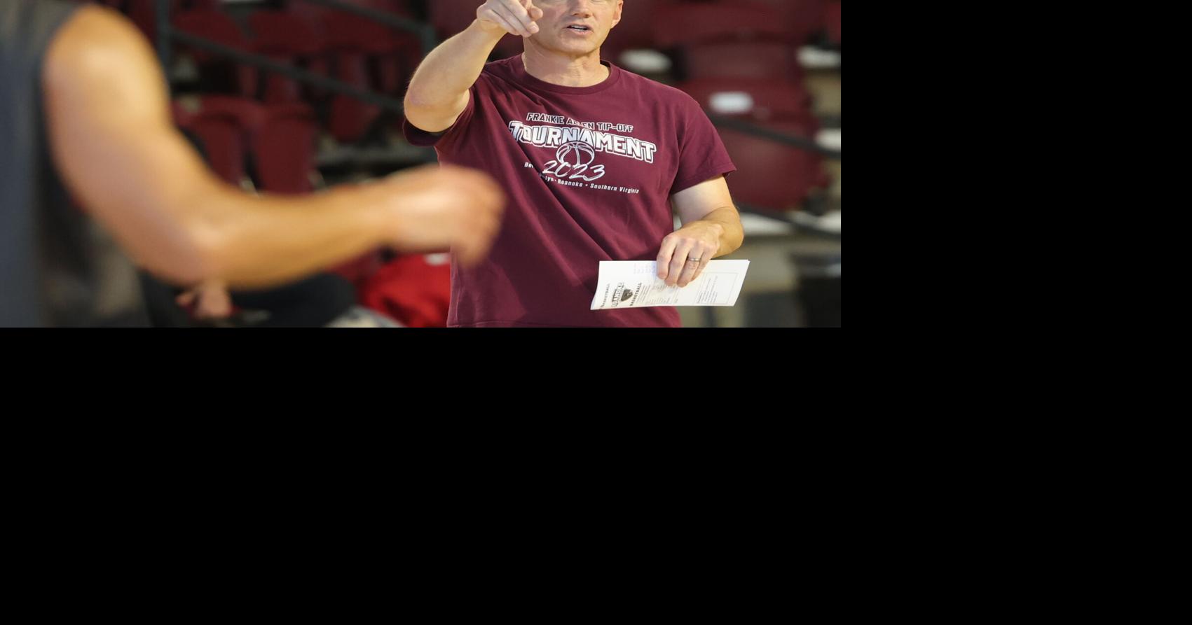 No. 15 Roanoke men's basketball looks to go 'back to back'