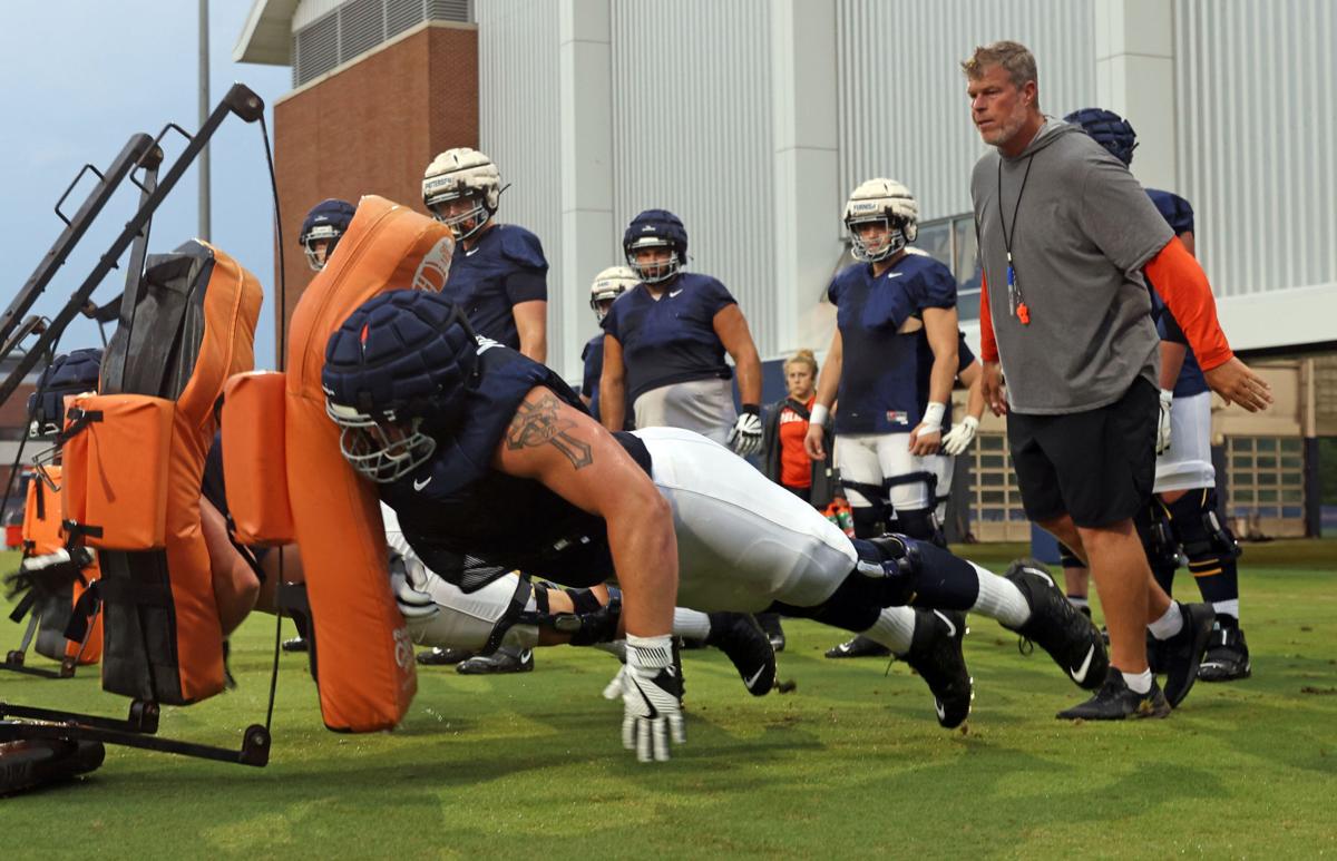 081321-cdp-sports-uva-football325.JPG