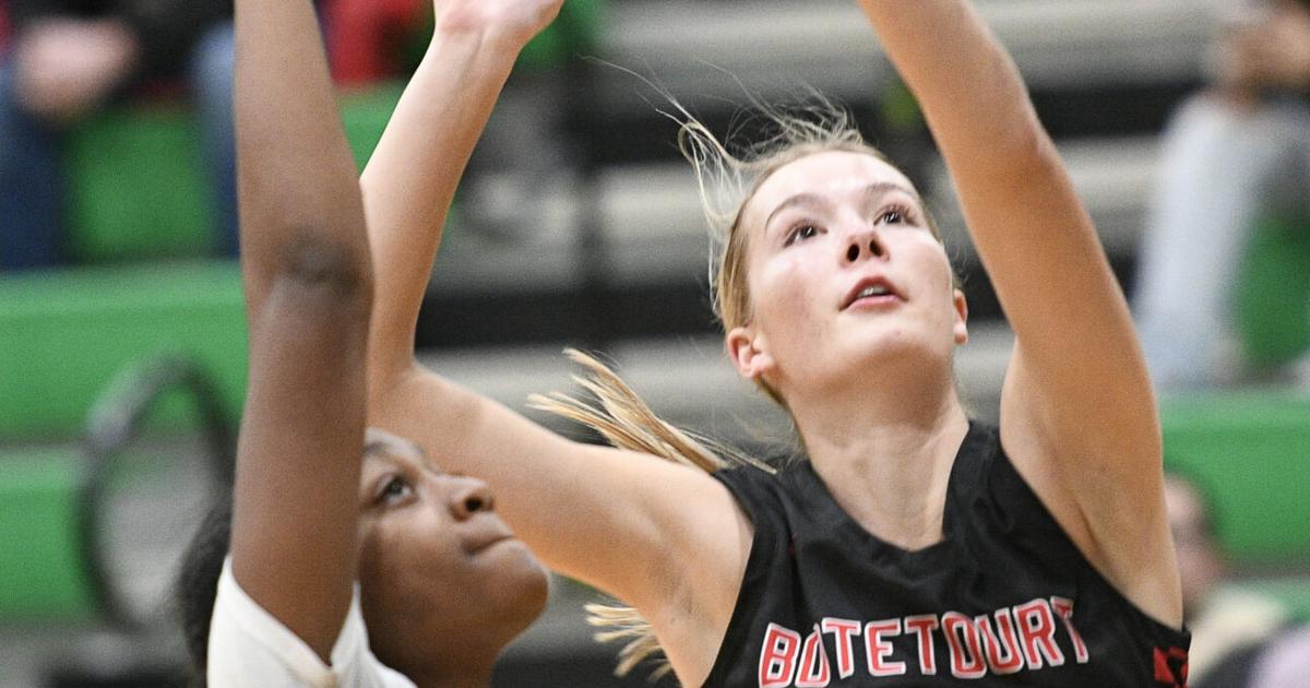 lord botetourt girls reach blue ridge district title game