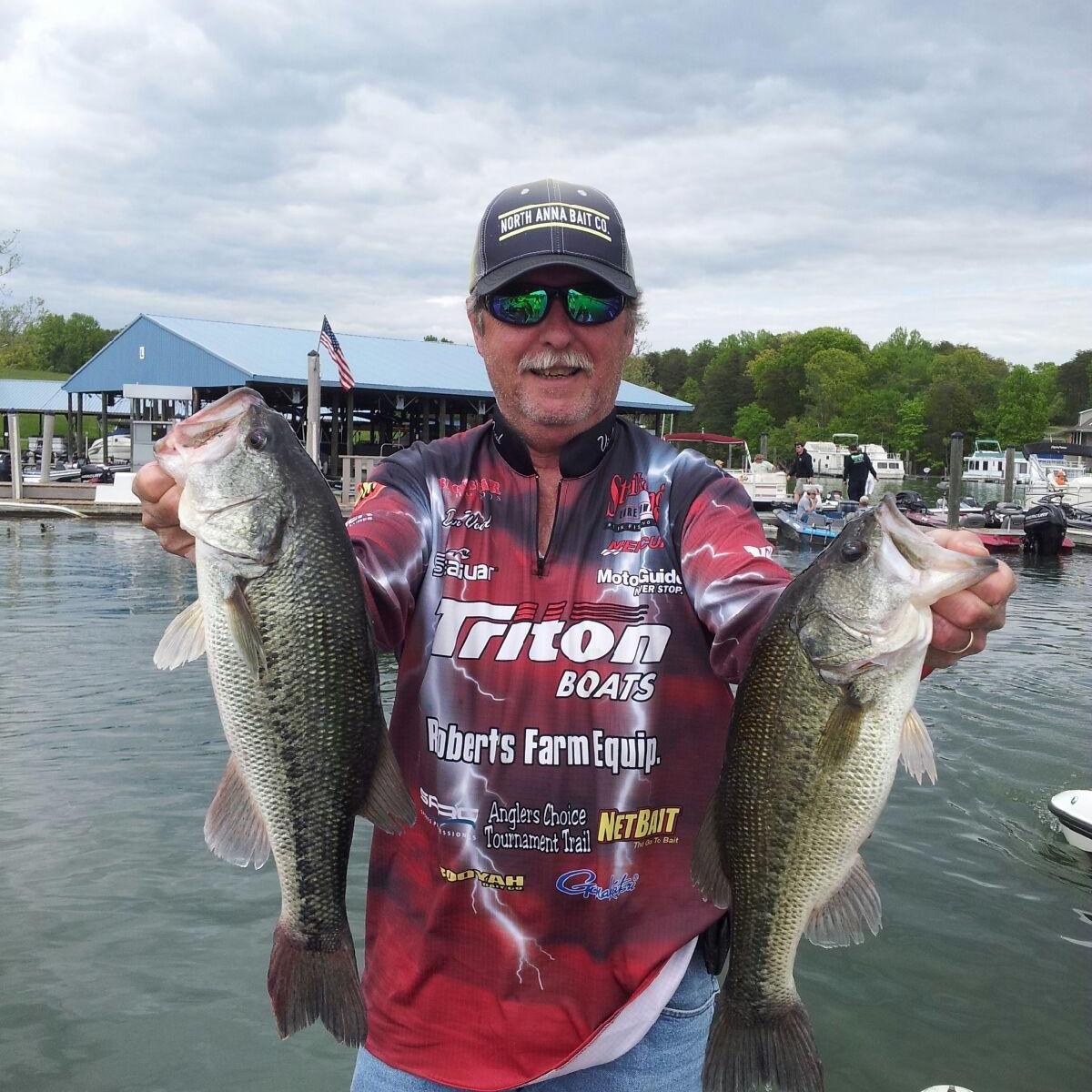 Bill Cochran Smith Mountain Advances In Ranking Of Top 100 Bass Lakes Sports Roanoke Com