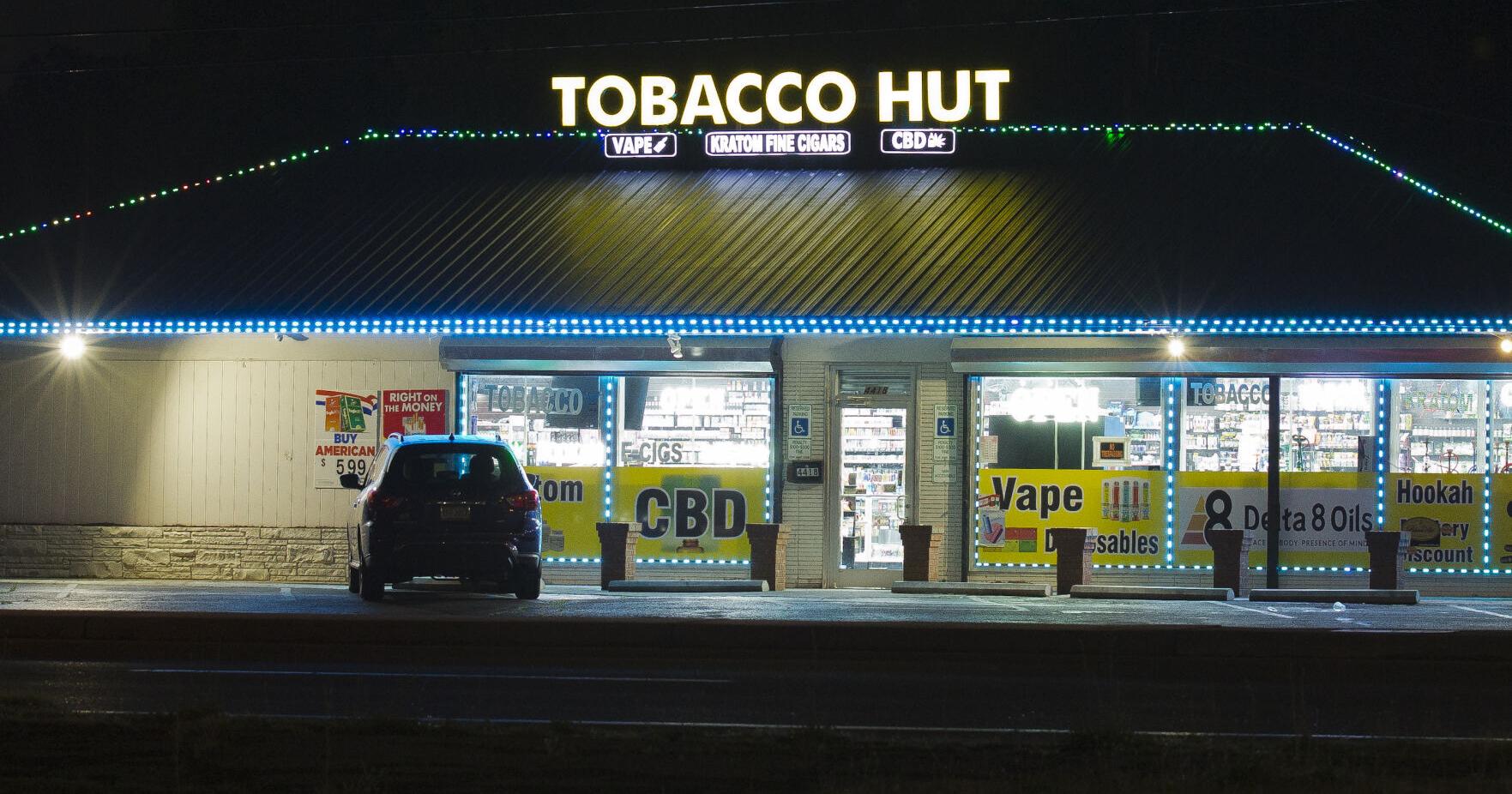 Clouded market: Even as retail marijuana sales stall in Virginia, vaping and smoke shops are on the rise - Vimarsana News