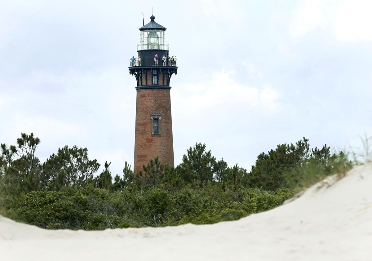 Senior 'beach week' on the Outer Banks is out of control, civic leaders  say. So one community is fighting back.