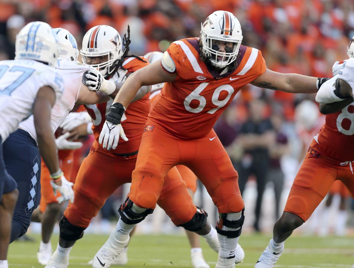 Virginia Tech starting left tackle Luke Tenuta leaving for NFL after  Pinstripe Bowl