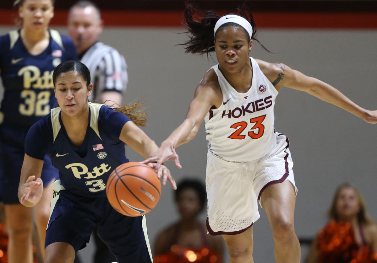 Photos Virginia Tech Handles Pitt In Women S Basketball