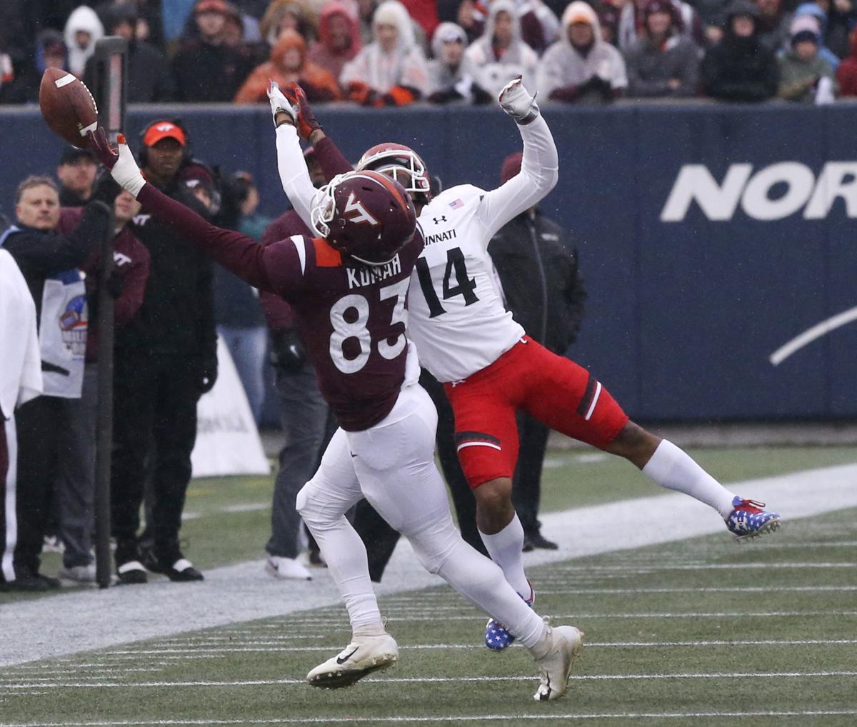 Cincinnati Bearcats Football Season in Review: Darrick Forrest - Down The  Drive