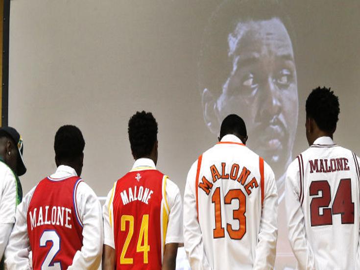 Moses Malone Celebration Draws Hundreds Virginia Roanoke Com