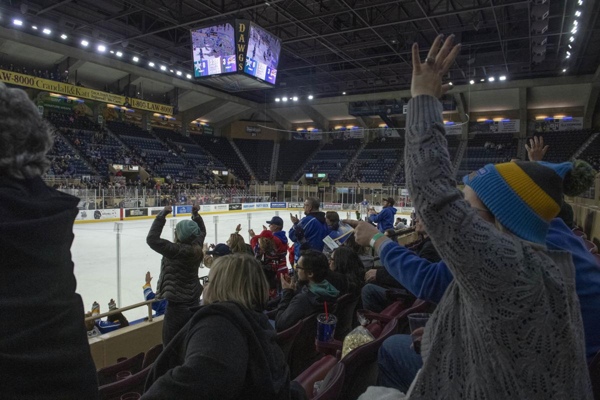 In the Dawgs’ household: With no hockey, arena’s dates most likely to keep dark | Neighborhood