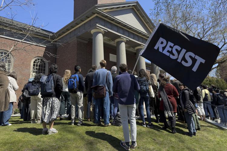 Education Trump Harvard