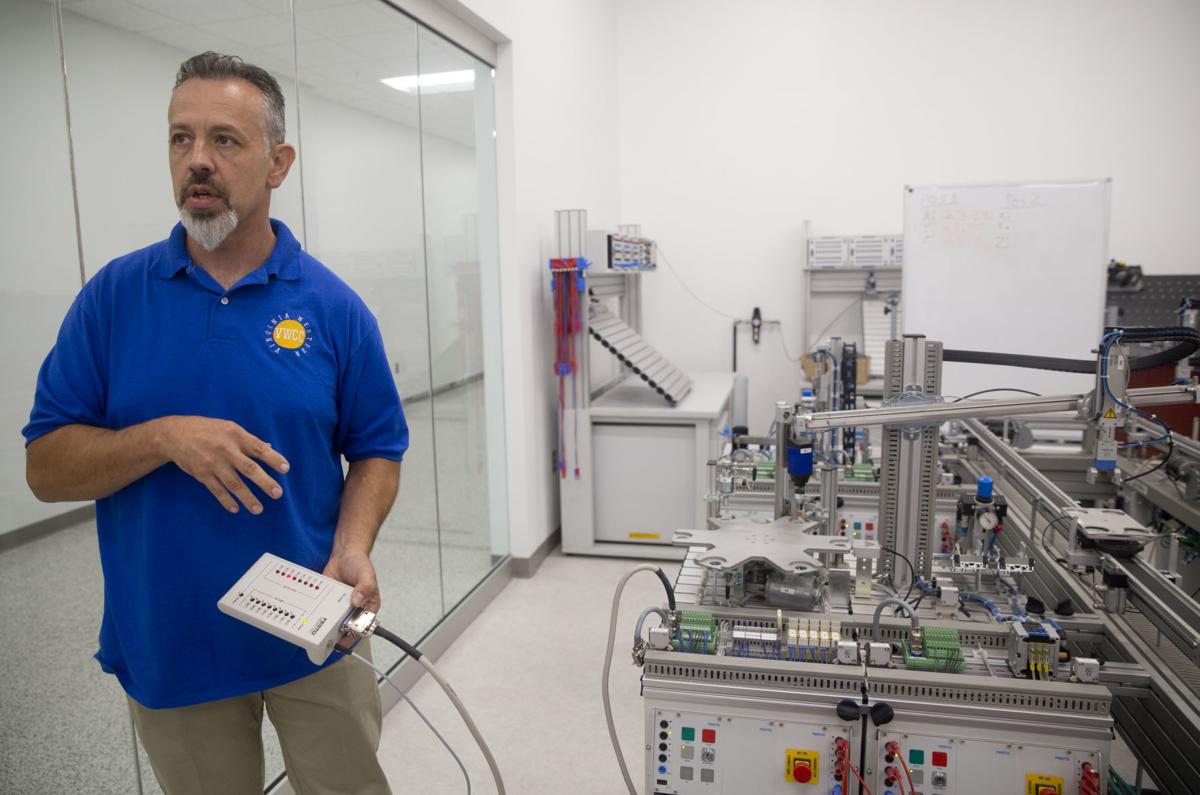 Virginia Western opens new STEM Building on campus