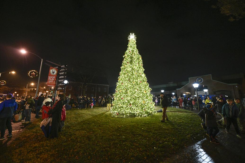 Photos and video Salem parades into the Christmas season