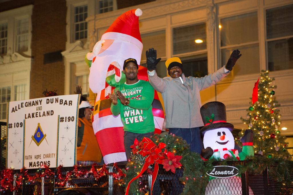 Day Of Roanoke Christmas Parade For 2022 Photos: The Roanoke Times Dickens Of A Christmas Parade 2021 | Local News |  Roanoke.com