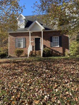 3 Bedroom Home In Roanoke - $314,875