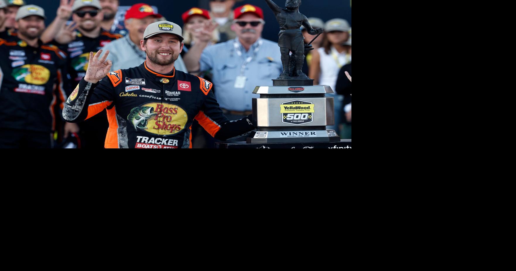 NASCAR Talladega Auto Racing