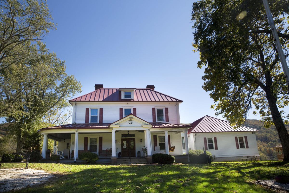 Watch Now The Homeplace Restaurant Citing Covid 19 To Close For The Rest Of 2020 Dining Roanoke Com