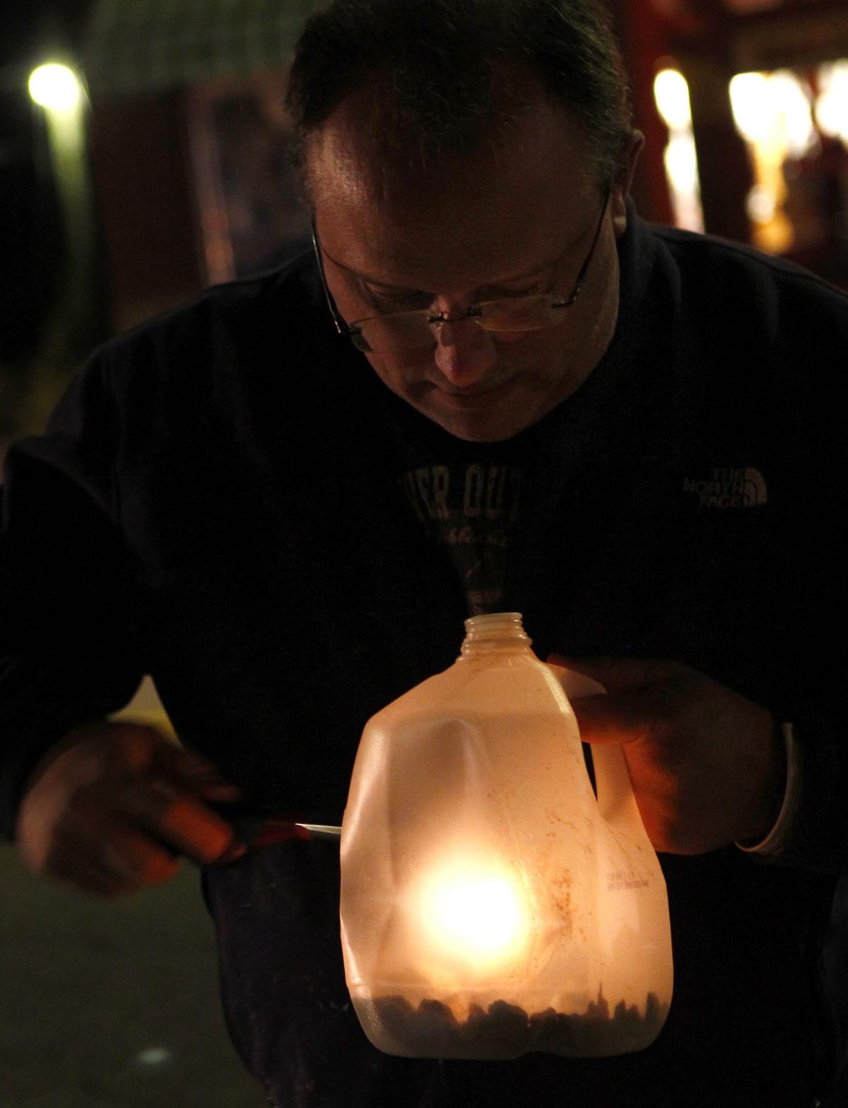 Buchanan shines light on Christmas Eve with luminary display