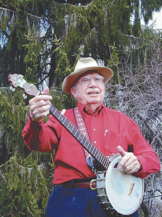 Ex-UVa-Wise Chancellor "Papa Joe" Smiddy dies at 96 