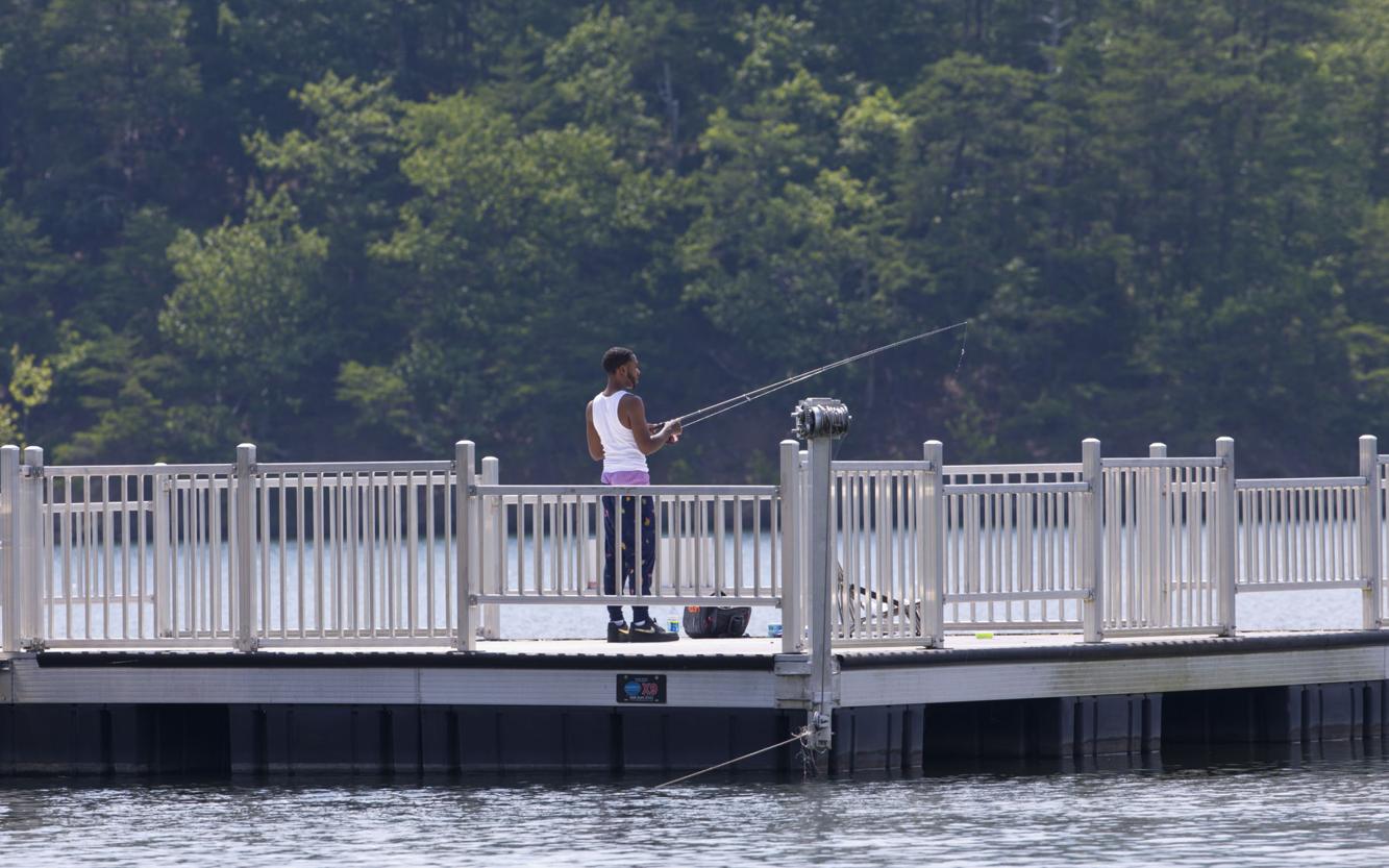 Photos Carvins Cove keeps rowing along