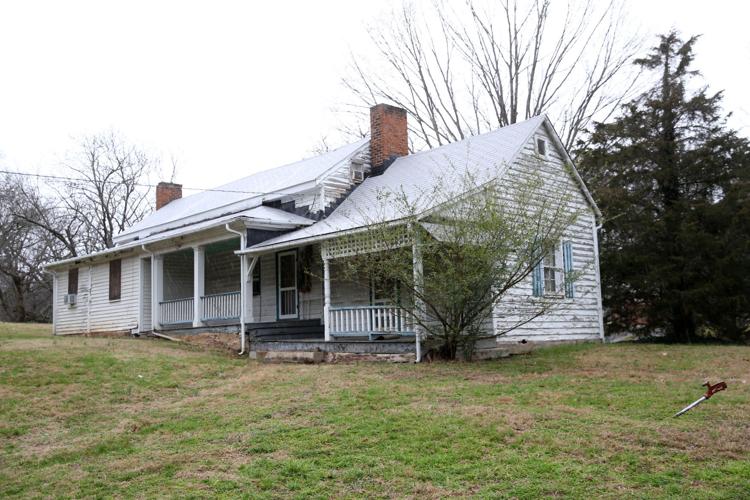 Old caretaker’s cottage at the entrance to Fishburn Park