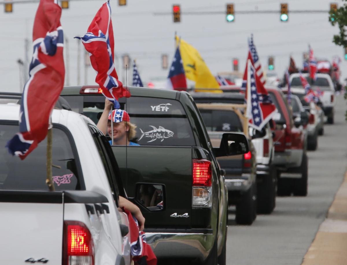 Confederate Flag Rally In Richmond Draws Supporters And