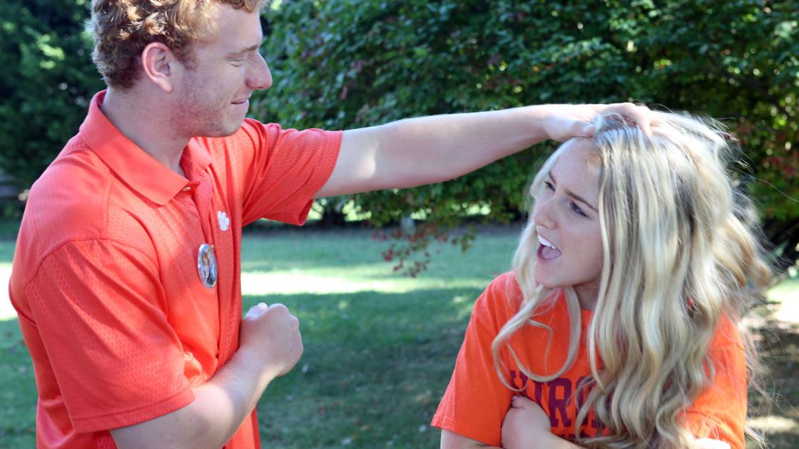 Ksee 24 news at special edition weather Twins on opposite sides of Tech-Clemson game | Gallery | roanoke.com