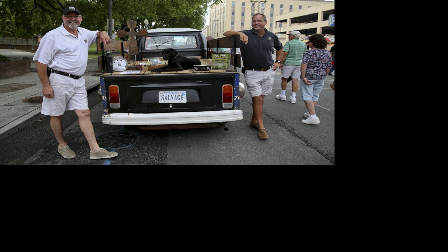 'Salvage Dawgs' makes celebrities of Black Dog Salvage team Arts