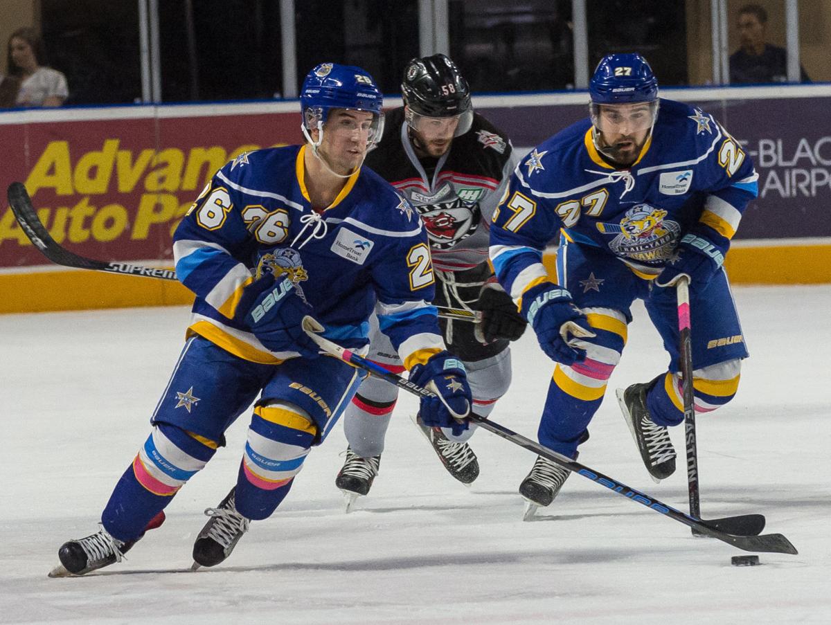 Third period propels Havoc past Rail Yard Dawgs | Local Pro Sports Third period propels Havoc past Rail Yard Dawgs | Local Pro Sports
