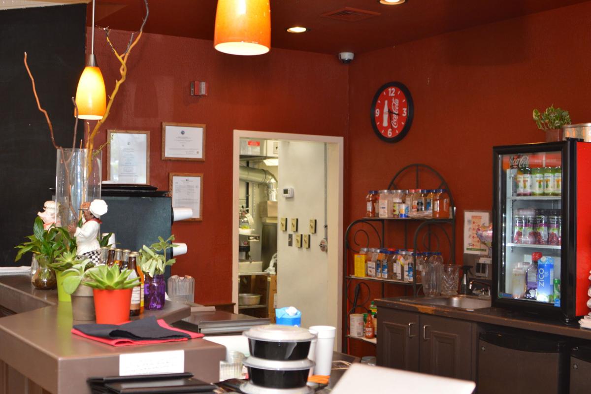 876 Jamaican Grill serves up Caribbean fare at The Forum Lifestyles 876 Jamaican Grill serves up Caribbean fare at The Forum Lifestyles
