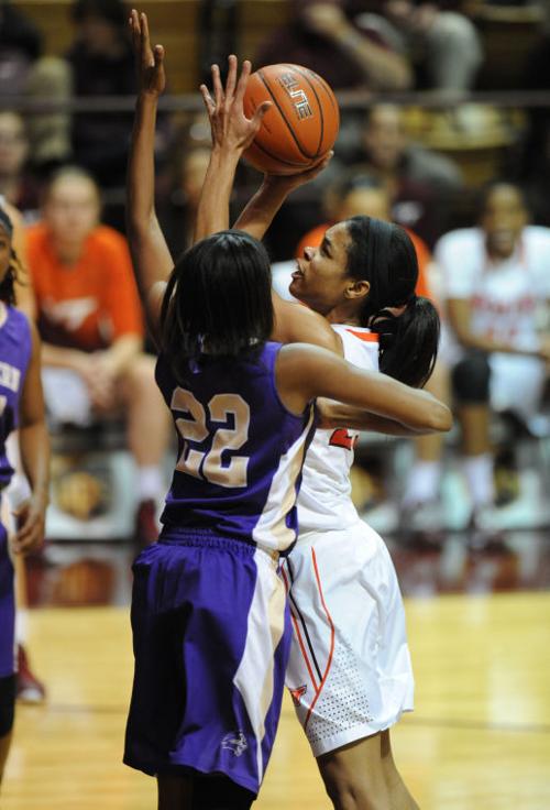 Vt Women S Basketball Player Rachel Camp Roanoke Com