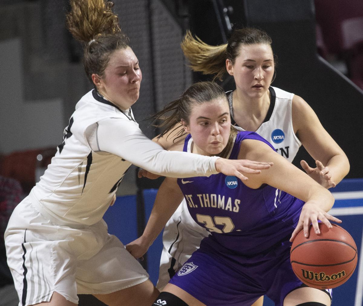 Bowdoin Thomas More Advance To Women S Division Iii Basketball Final College Roanoke Com