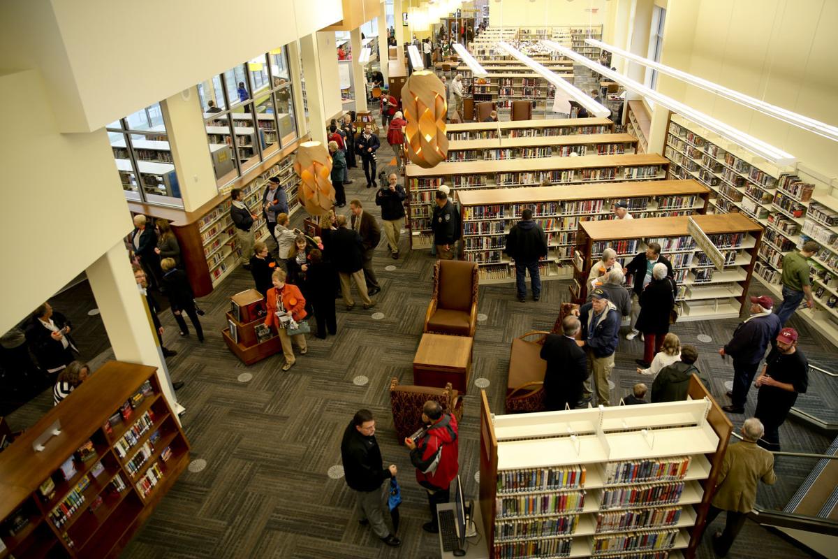 New ultramodern Vinton Branch library opens Gallery