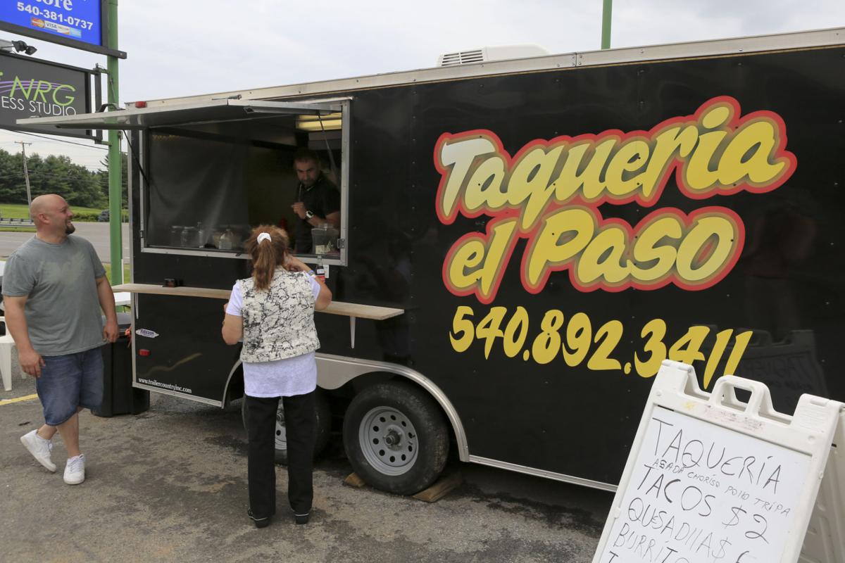 Customers Are Finding Authentic On The Go Mexican Food Truck Dishes Local News Roanoke Com
