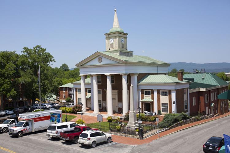 Botetourt County Circuit Court staff move out ahead of courthouse #39 s