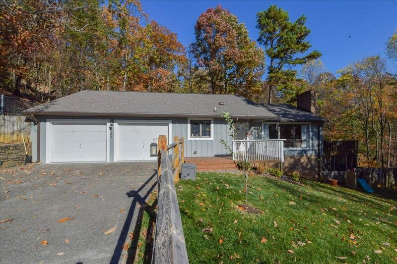 4 Bedroom Home in Roanoke 364,950