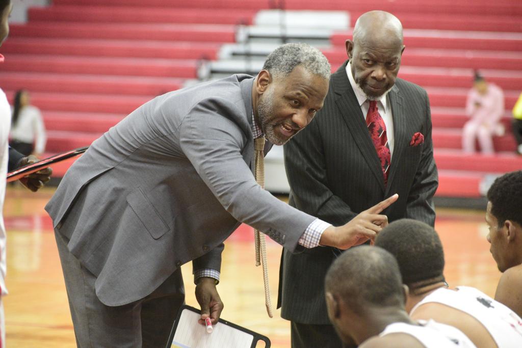 George Lynch Sharing What He Knows As Clark Atlanta S Coach