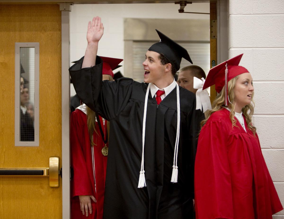 Photos James River High School graduation 2018 Gallery