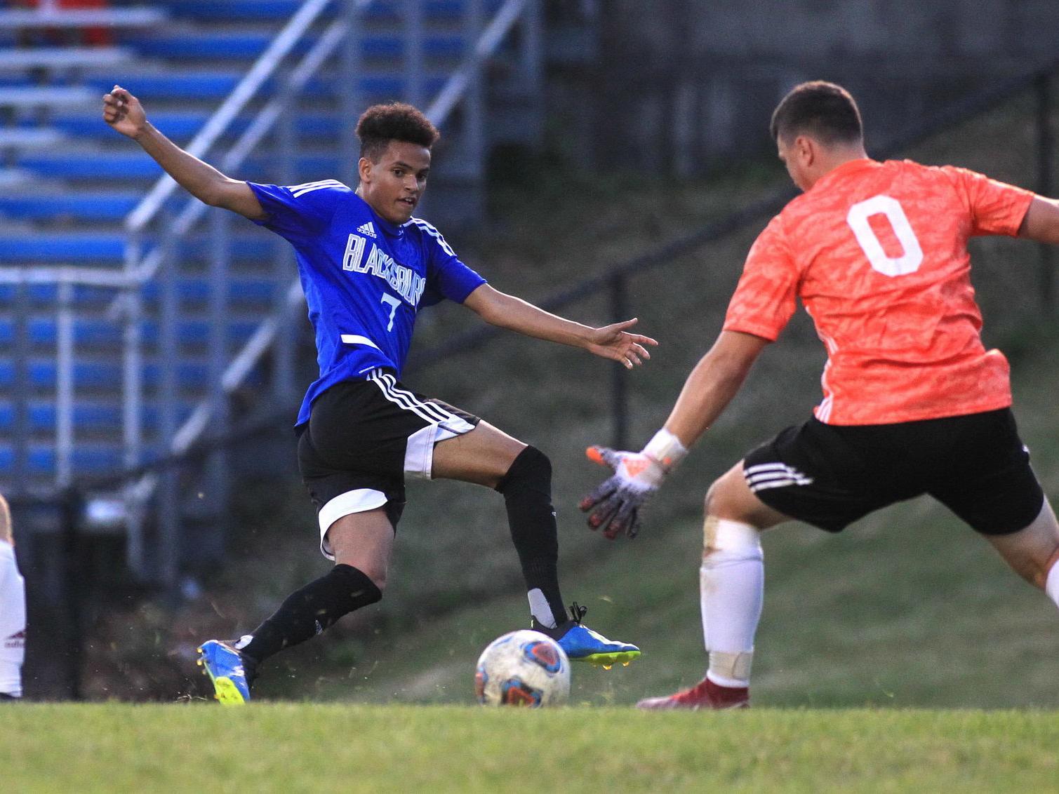 Blacksburg Boys Girls Compete In Region 4d Soccer Tourney Gallery Roanoke Com